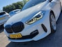 BMW 1-Serie 116i Automaat Business Edition M-Sport | Navi | Apple Carplay+Android Auto | Clima | Cruise | Led Koplampen | Panorama Schuifdak | Pdc V+A+Camera | Licht+Regensensor | Privacy Glass | 17''lm