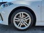 BMW 1-Serie 116i Automaat Business Edition M-Sport | Navi | Apple Carplay+Android Auto | Clima | Cruise | Led Koplampen | Panorama Schuifdak | Pdc V+A+Camera | Licht+Regensensor | Privacy Glass | 17''lm