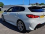 BMW 1-Serie 116i Automaat Business Edition M-Sport | Navi | Apple Carplay+Android Auto | Clima | Cruise | Led Koplampen | Panorama Schuifdak | Pdc V+A+Camera | Licht+Regensensor | Privacy Glass | 17''lm