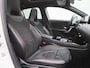 Mercedes-Benz A-klasse 200 Business Solution AMG | Achteruitrijcamera | Parkeersensoren | Stoelverwarming | Panoramadak |
