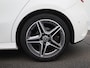 Mercedes-Benz A-klasse 200 Business Solution AMG | Achteruitrijcamera | Parkeersensoren | Stoelverwarming | Panoramadak |