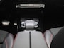 Mercedes-Benz A-klasse 200 Business Solution AMG | Achteruitrijcamera | Parkeersensoren | Stoelverwarming | Panoramadak |