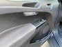 Ford Transit Courier 1.5 TDCI Ambiente Navigatie/Airco/Stoelverwarming/Elektr. verst.bare buitenspieg./Multifunct. Stuur/Tussenschot met ruit/Licht metalen velg./Links en rechts Schuifdeur/Trekhaak