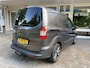 Ford Transit Courier 1.5 TDCI Ambiente Navigatie/Airco/Stoelverwarming/Elektr. verst.bare buitenspieg./Multifunct. Stuur/Tussenschot met ruit/Licht metalen velg./Links en rechts Schuifdeur/Trekhaak
