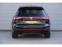 Volkswagen Touareg 3.0 TSi eHybrid 4MOTION R | Pano | Trekhaak | Massage | HUD | DynAudio | Soft Close | 22" |