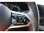 Volkswagen Touareg 3.0 TSi eHybrid 4MOTION R | Pano | Trekhaak | Massage | HUD | DynAudio | Soft Close | 22" |