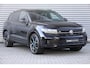 Volkswagen Touareg 3.0 TSi eHybrid 4MOTION R | Pano | Trekhaak | Massage | HUD | DynAudio | Soft Close | 22" |