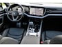 Volkswagen Touareg 3.0 TSi eHybrid R 462pk 4MOTION Pano 22-inch Trekhaak Dynaudio Head-up 360-camera Nachtzicht