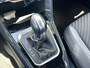 Volkswagen T-Roc 1.5 TSI Sport Business R 150PK DSG | 2x R-line | Trekhaak | Clima | Stoelverwarming |