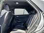 Volkswagen T-Roc 1.5 TSI Sport Business R 150PK DSG | 2x R-line | Trekhaak | Clima | Stoelverwarming |