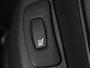 Renault Captur 0.9 TCe Edition One | Leder | Achteruitrijcamera | Stoelverwarming | Navigatie | Cruise Control | Apple CarPlay | keyless entry | DAB | LMV