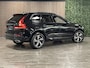 Volvo XC60 T6 AWD Recharge R-Design | Head-Up Display | Stoelverwarming voor+achter | Stuurwielverwarming | Parkeercamera | BLIS Dode Hoek Detectie | Elektrische voorstoelen geheugen | Contour stoelen | Zitting verlenging voorstoelen | Schuifdak | 19 Inch | Keyless