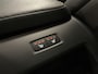 Volvo XC60 T6 AWD Recharge R-Design | Head-Up Display | Stoelverwarming voor+achter | Stuurwielverwarming | Parkeercamera | BLIS Dode Hoek Detectie | Elektrische voorstoelen geheugen | Contour stoelen | Zitting verlenging voorstoelen | Schuifdak | 19 Inch | Keyless