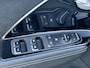 Kia Niro 1.6 GDi Hybrid DynamicPlusLine Navigatie, Stoel- & Stuurwielverwarming, 18" LMV, Smart Key, Lichtmetalen velgen, Achteruitrijcamera, Parkeersensoren voor + achter, complete historie