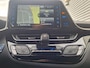 Toyota C-HR 1.8 Hybrid Style CVT-Automaat Incl: FullMap navigatie, Adaptieve Cruiscontrol, Climate control, Blindspot monitor, PArelmoer rood met zwart dak, LM velgen, Stoelverwarming.