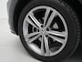 Volkswagen T-Roc 1.5 TSI 150pk Sport Business R Line Navigatie Trekhaak Camera Elek. kofferklep 204
