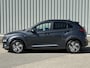 Hyundai Kona Electric EV Premium 64 kWh / Stoel/Stuurverwarming / Stoelventilatie / Head-Up display / Keyless Entry&Start / Dodehoekdetectie / Achteruitrijcamera / Apple CarPlay/Android Auto /