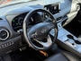 Hyundai Kona Electric EV Premium 64 kWh / Stoel/Stuurverwarming / Stoelventilatie / Head-Up display / Keyless Entry&Start / Dodehoekdetectie / Achteruitrijcamera / Apple CarPlay/Android Auto /