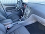 Ford Focus 1.6 Titanium Clima, Navi, CC, Voorruitvw, PDC, LM, Trekh, z.g.a.n. APK – Inruil Mogelijk –