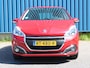 Peugeot 208 1.2 82PK Blue Lion | Apple CarPlay/Android Auto | Airco | Navigatie | Cruise Control | Armsteun | Parkeersensoren | 5 deurs | Goed Onderhouden!|