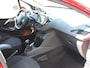 Peugeot 208 1.2 82PK Blue Lion | Apple CarPlay/Android Auto | Airco | Navigatie | Cruise Control | Armsteun | Parkeersensoren | 5 deurs | Goed Onderhouden!|