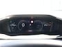Peugeot 208 Hybrid 100PK e-DCS6 Allure | AUTOMAAT | Navigatie | Parkeersensoren | LED | Lederen Stuurwiel | Climate Control | Cruise Control | 16" LMV | Apple Carplay/Android Auto | Privacy Glass |