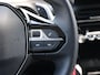 Peugeot 208 Hybrid 100PK e-DCS6 Allure | AUTOMAAT | Navigatie | Parkeersensoren | LED | Lederen Stuurwiel | Climate Control | Cruise Control | 16" LMV | Apple Carplay/Android Auto | Privacy Glass |