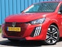 Peugeot 208 Hybrid 100PK e-DCS6 Allure | AUTOMAAT | Navigatie | Parkeersensoren | LED | Lederen Stuurwiel | Climate Control | Cruise Control | 16" LMV | Apple Carplay/Android Auto | Privacy Glass |