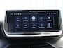 Peugeot 208 Hybrid 100PK e-DCS6 Allure | AUTOMAAT | Navigatie | Parkeersensoren | LED | Lederen Stuurwiel | Climate Control | Cruise Control | 16" LMV | Apple Carplay/Android Auto | Privacy Glass |