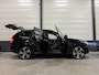 Volvo XC90 T8 Recharge AWD R-Design Long Range 455PK PANO/LUCHTVERING/TREKHAAK/HEAD-UP/360CAMERA/H&K/ACC/PILOT-ASSIST/KEYLESS/22"LMV/R-DESIGN EDITION PLUS DARK/BLACK ALL BLACK