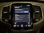 Volvo XC90 T8 Recharge AWD R-Design Long Range 455PK PANO/LUCHTVERING/TREKHAAK/HEAD-UP/360CAMERA/H&K/ACC/PILOT-ASSIST/KEYLESS/22"LMV/R-DESIGN EDITION PLUS DARK/BLACK ALL BLACK