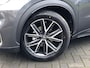 Lexus LBX 1.5 Hybrid Emotion Bi Tone | Leer, Stoel + Stuurverwarming, Parkeersensoren, Dodehoekherkenning