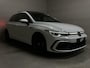 Volkswagen Golf 1.5 eTSI 3x R-Line Pano Carplay Sfeer ACC NAP