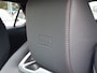 Toyota C-HR 220 Plug-in GR-Sport | Stuurverwarming | Elektr. verstelbare stoelen | Geheugen functie |