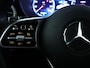 Mercedes-Benz GLC 300e 4MATIC | Achteruitrijcamera | Schuifdak | Trekhaak | Sfeerverlichting | Apple Carplay | Inclusief 24 maanden MB Certified garantie voor Europa.
