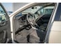 Volkswagen Polo Life Edition | 'App-Connect' draadloze smartphone integratie | Achterlichten LED, luxe uitgevoerd incl. dynamische knipperlichten | Buitenspiegels elektrisch instel- verwarm- en inklapbaar