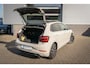 Volkswagen Polo Life Edition | 'App-Connect' draadloze smartphone integratie | Achterlichten LED, luxe uitgevoerd incl. dynamische knipperlichten | Buitenspiegels elektrisch instel- verwarm- en inklapbaar