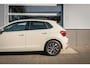 Volkswagen Polo Life Edition | 'App-Connect' draadloze smartphone integratie | Achterlichten LED, luxe uitgevoerd incl. dynamische knipperlichten | Buitenspiegels elektrisch instel- verwarm- en inklapbaar