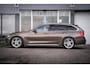 BMW 3-Serie Touring 320i M-Sport I Leder I Alpine-audio I Elek.achterklep I NL-auto I Dealer-O.H. I NAP