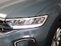 Volkswagen T-Roc 1.5 TSI Life Edition 150 pk Automaat (DSG) | Verlengde garantie | Navigatie via App | Parkeersensoren (Park assist) | Achteruitrijcamera | Adaptieve cruise control |