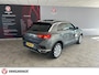 Volkswagen T-Roc 1.5 TSI Style Business incl. afl. beurt en garantie.