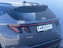 Hyundai Tucson 1.6 T-GDI PHEV N Line 4WD 265 pk Automaat / Dealer onderhouden / Camera 360° / Apple Carplay Android Auto / Adaptief CC / Trekgewicht 1350 Kg / Stoelventilatie / Stuur- en Stoelverwarming / Elektrisch bedienbare stoelen - achterklep /