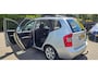 Kia Carens 2.0 CVVT X-ecutive