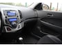 Hyundai i30 I 30cw AUTOMAAT | LEDER/STOF | CLIMA | PARK SENS | LM. VELGEN | TREKHAAK | PERFECT ONDERHOUDEN!