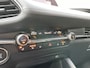 Mazda 3 2.0 e-SkyActiv-G 122 M Hybrid Luxury | TREKHAAK | LEDER | BOSE | APPLE CARPLAY