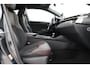 Toyota C-HR 1.8 Hybrid Premium | Volledig dealer onderhouden | Trekhaak | Navigatie | Dodehoek detectie | JBL | Stoel-/stuurverwarming | Parkeersensoren voor/achter