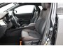 Toyota C-HR 1.8 Hybrid Premium | Volledig dealer onderhouden | Trekhaak | Navigatie | Dodehoek detectie | JBL | Stoel-/stuurverwarming | Parkeersensoren voor/achter