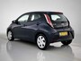 Toyota Aygo 1.0 VVT-i x-play | 1e Eigenaar | Dealer Onderhouden | Navigatie | Camera | Airco |