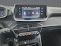 Peugeot e-208 EV Allure Pack 50 kWh (136 PK) 1e-Eig. & Dealer-Onderh. BOVAG-Garantie. NL-Auto. Half-Leer, Navigatie/Apple-Carplay/Android-Auto, Cruisecontrol, Keyless-Start, Achteruitrijcamera, Parkeersensoren, DAB, Licht-Zicht-Pakket, Lm-Velgen-16Inch, Privacy-Glas