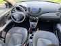 Hyundai i10 1.0 i-Drive Cool | Lichtmetale velgen 14'' Elektrische ramen voor | Trekhaak met afneembare kogel | All season banden | USB aansluiting | Airco | Dakspoiler | Stootstrips | Uitlaatsierstuk |